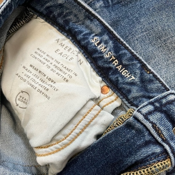 AMERICAN Eagle Airflex Slim Straight Leg Jean - Picture 9 of 9